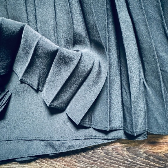 Jason Wu for Target Black Pleated Skirt 12 - Picture 4 of 6